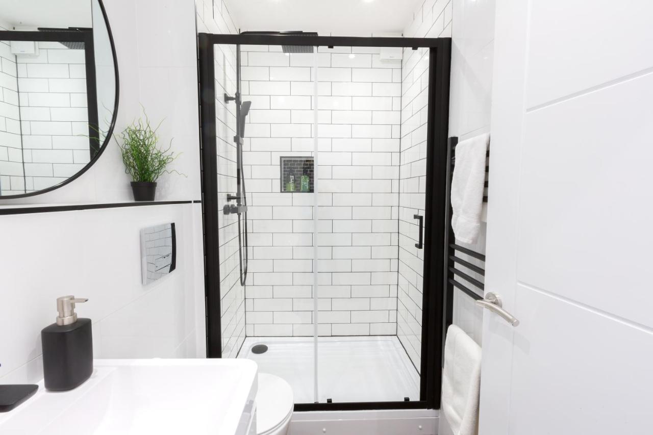 Chester Stays - Lovely Apartment In The Heart Of Chester With Free Parking Екстер'єр фото