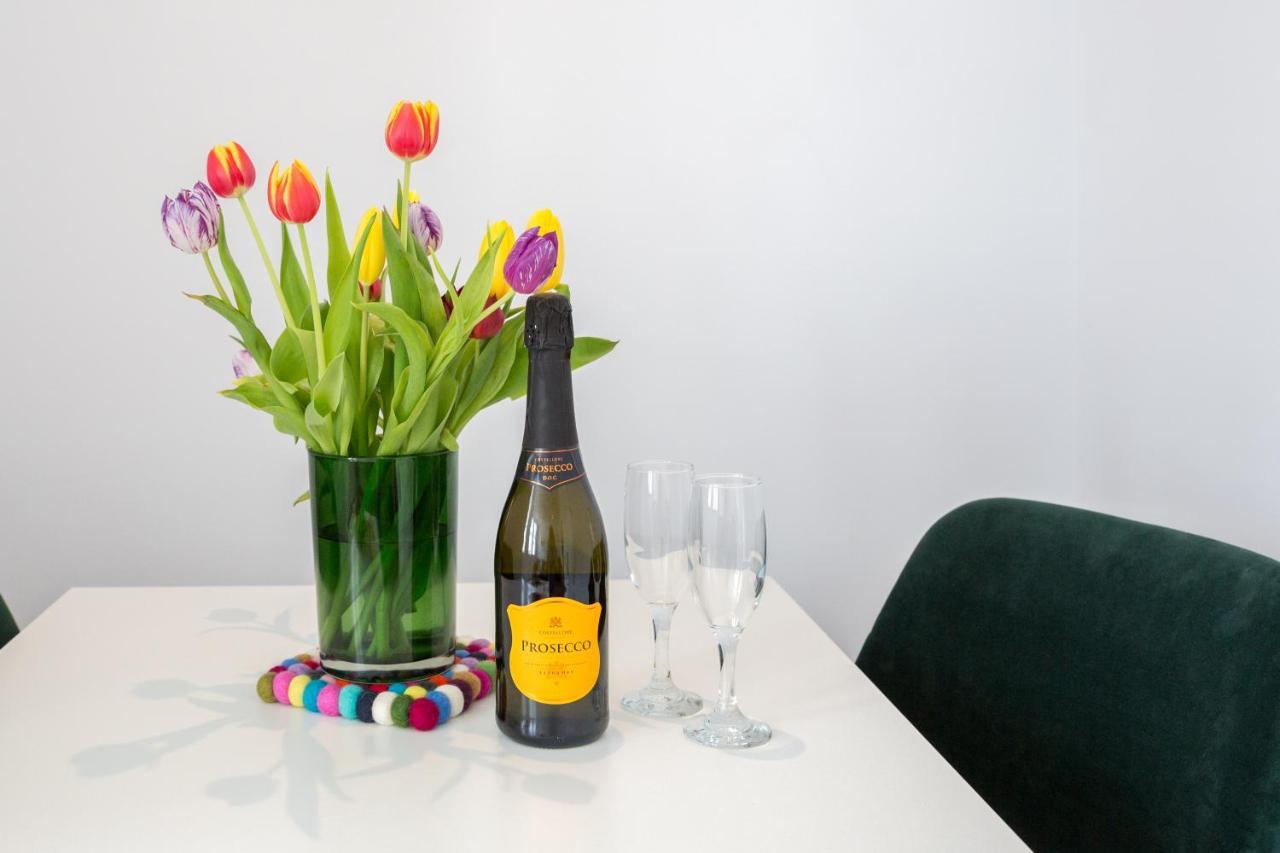 Chester Stays - Lovely Apartment In The Heart Of Chester With Free Parking Екстер'єр фото